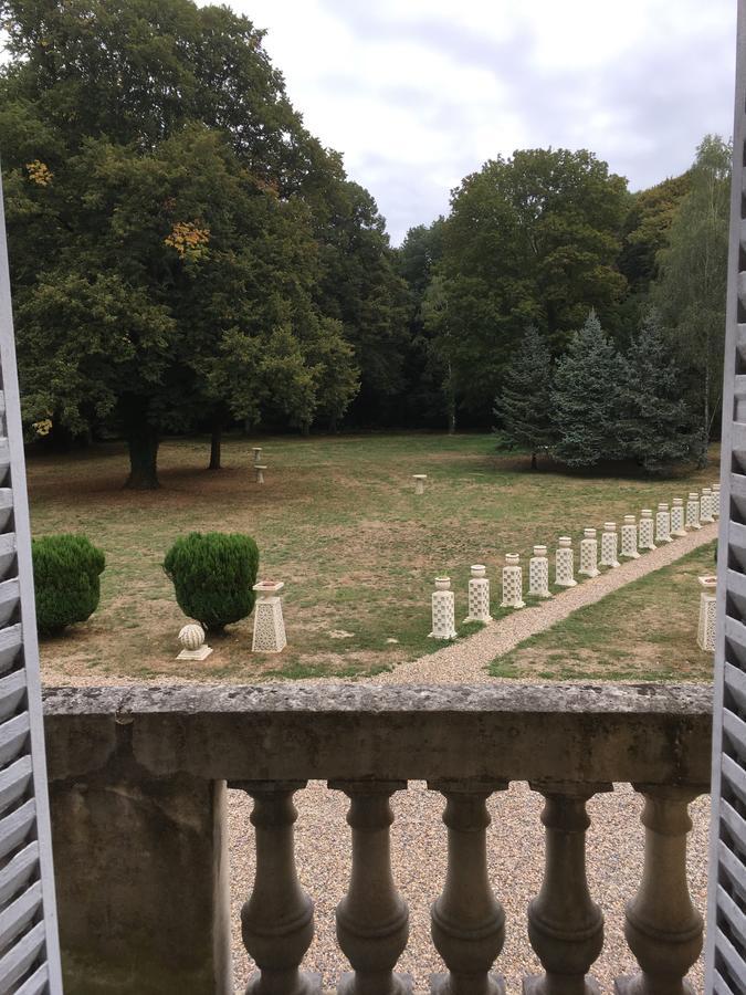 Chateau Nevers Bed & Breakfast Varennes-Vauzelles Exterior photo