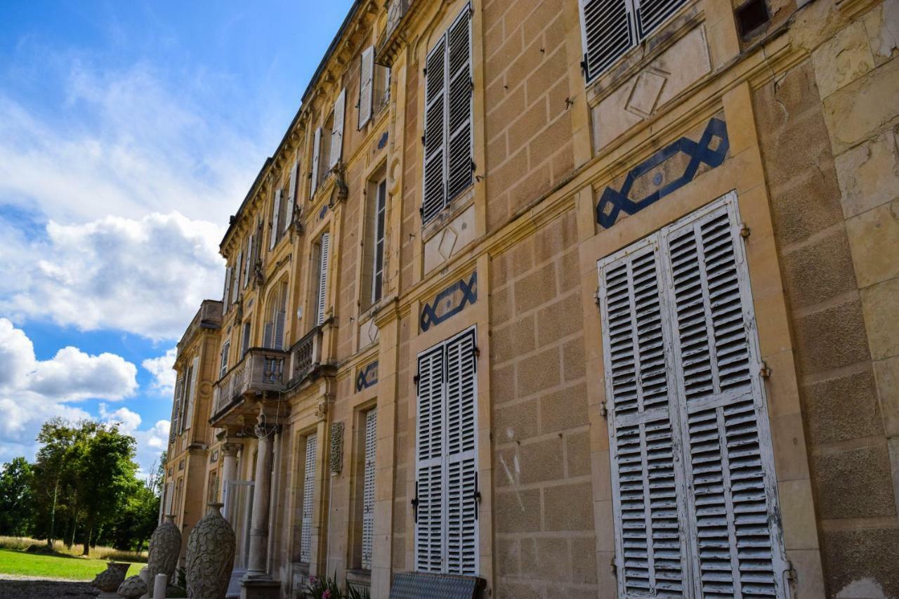 Chateau Nevers Bed & Breakfast Varennes-Vauzelles Exterior photo